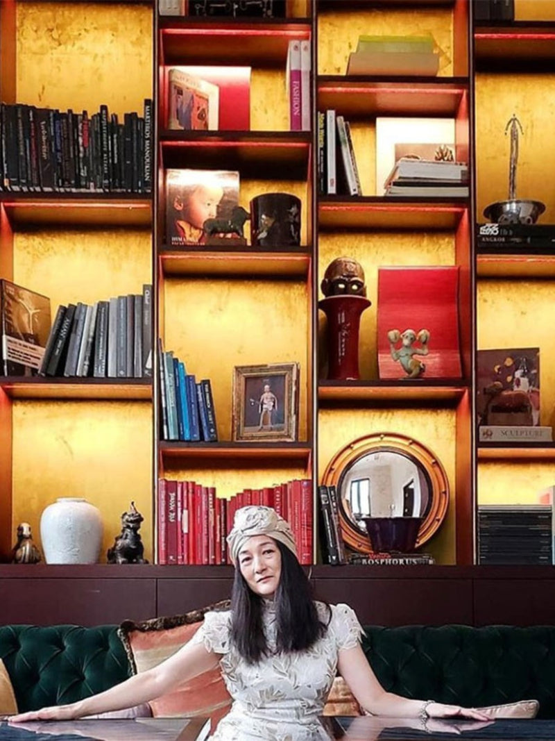 Elizabeth Gomersall, Hatwoman, wearing Nerida Fraiman silk turban.