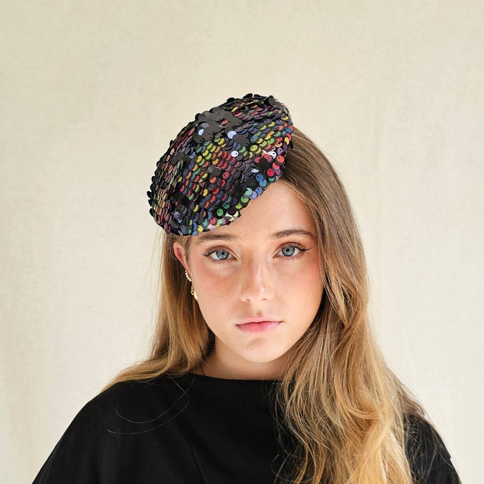 Multicolour sequin beret, front view.
